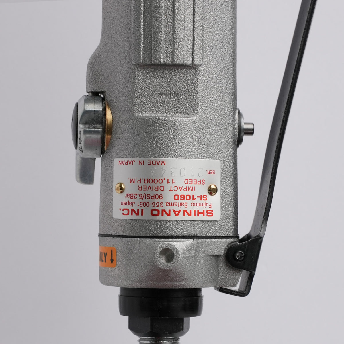 Shinano SI-1060 1/4" Straight Grip Air Impact Driver | EquipmentGateway